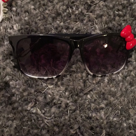 Kitten style Sun Glasses - Picture 5 of 5